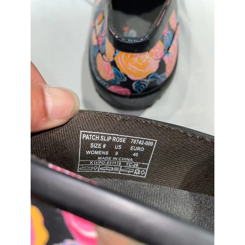 Bogs Patch Slip Rose Waterproof Garden Shoes Floral Black Multi 72742-009 Size 9
